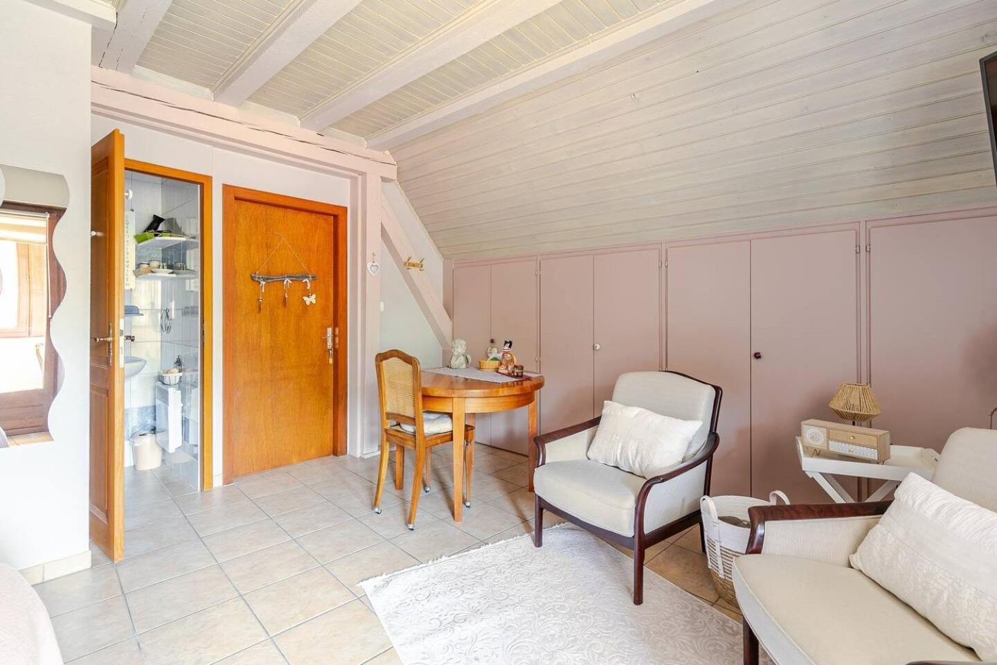 Chambre Du Vigneron - Domaine Leon Bleesz Reichsfeld Экстерьер фото